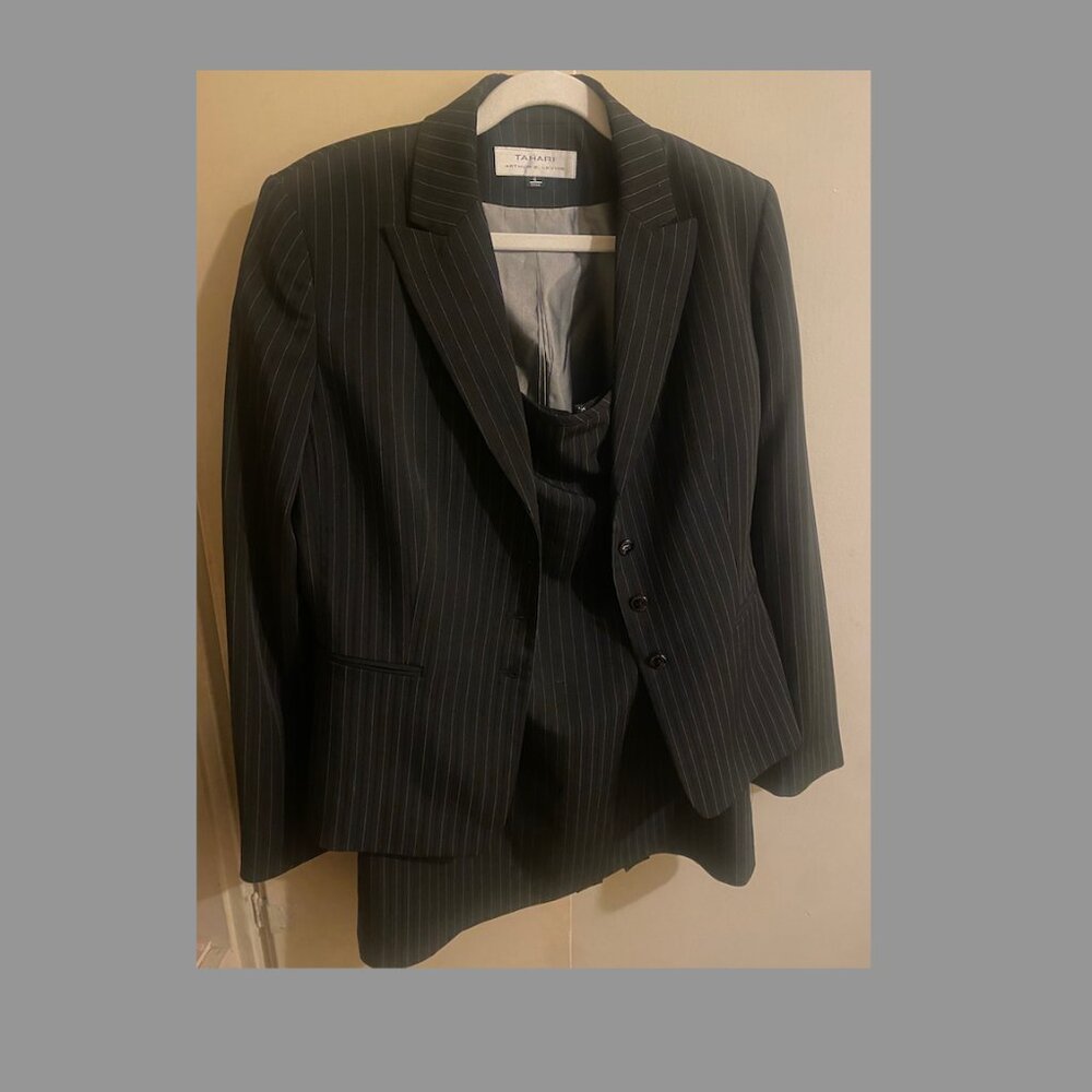 2-piece Tahari Pinstripe Skirt Suit Size 6
